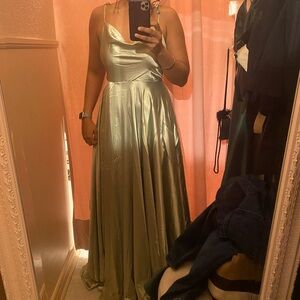 Beautiful Green Satin Prom/Gala Dress